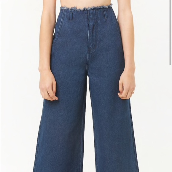 NWT🎉 high rise frayed wide leg jeans - Picture 2 of 3
